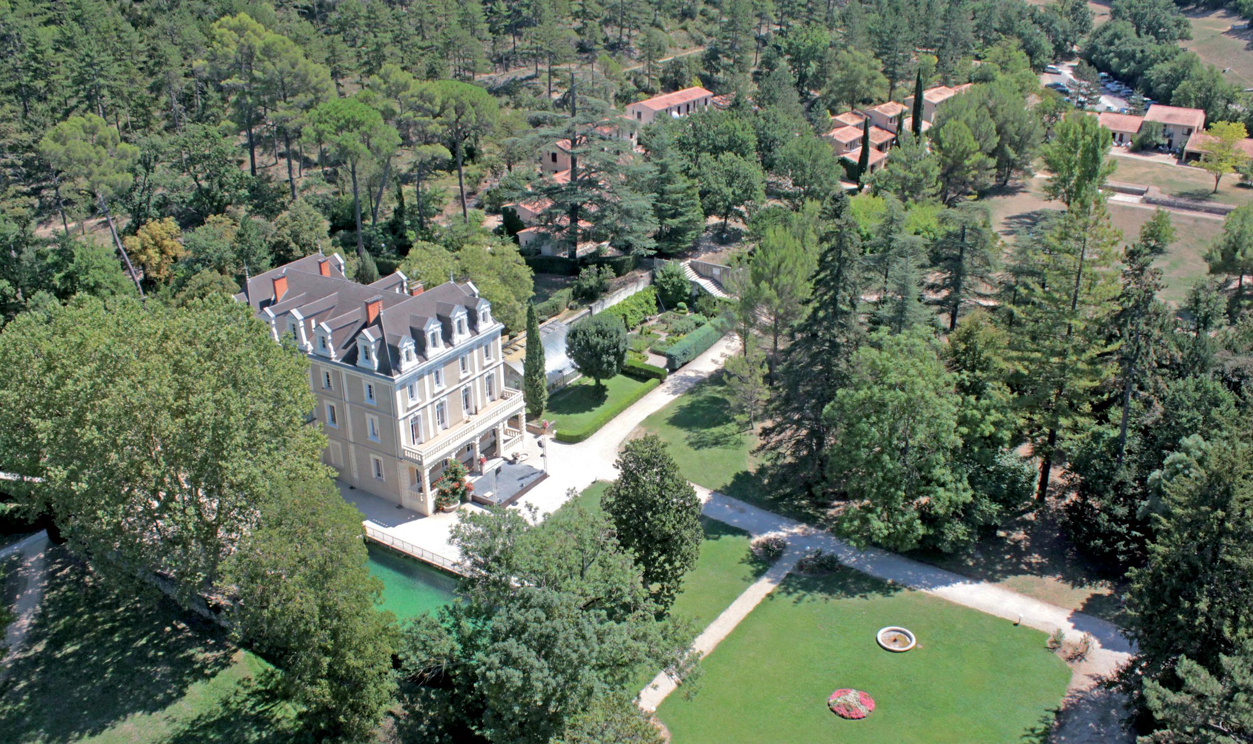 Club Vacances Bleues Domaine De Chateau Laval Gréoux-les-Bains Exterior photo